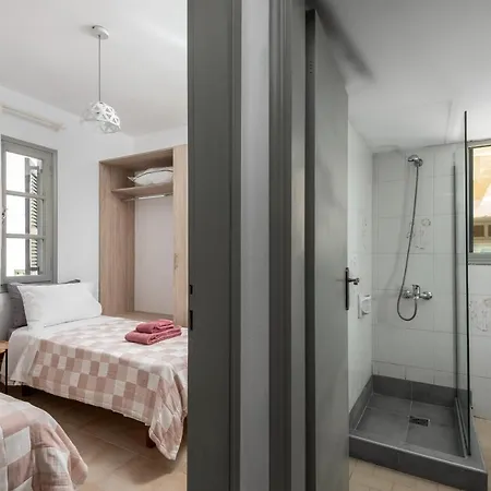 Fourlanou House Apartamento Chalki Town