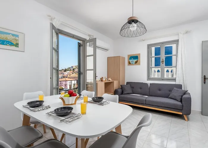 Fourlanou House Apartamento