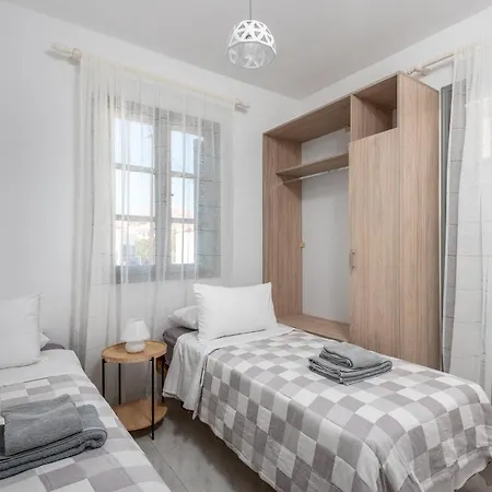 Fourlanou House Chalki Town